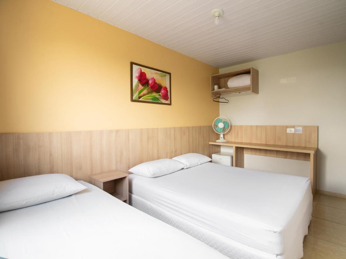 Hotel Cabbu Кампу-Ларгу Экстерьер фото
